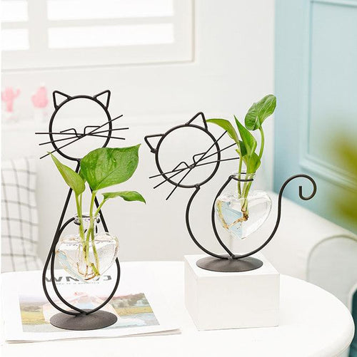 Iron Heart Kitty Planter