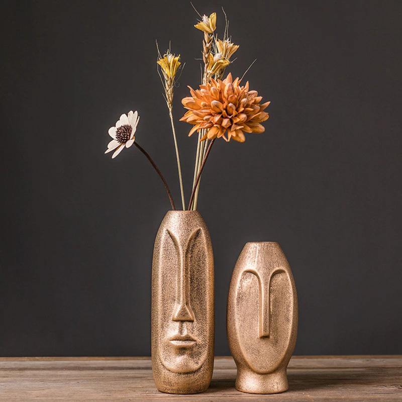 ElongaFace™ Ceramic Vase