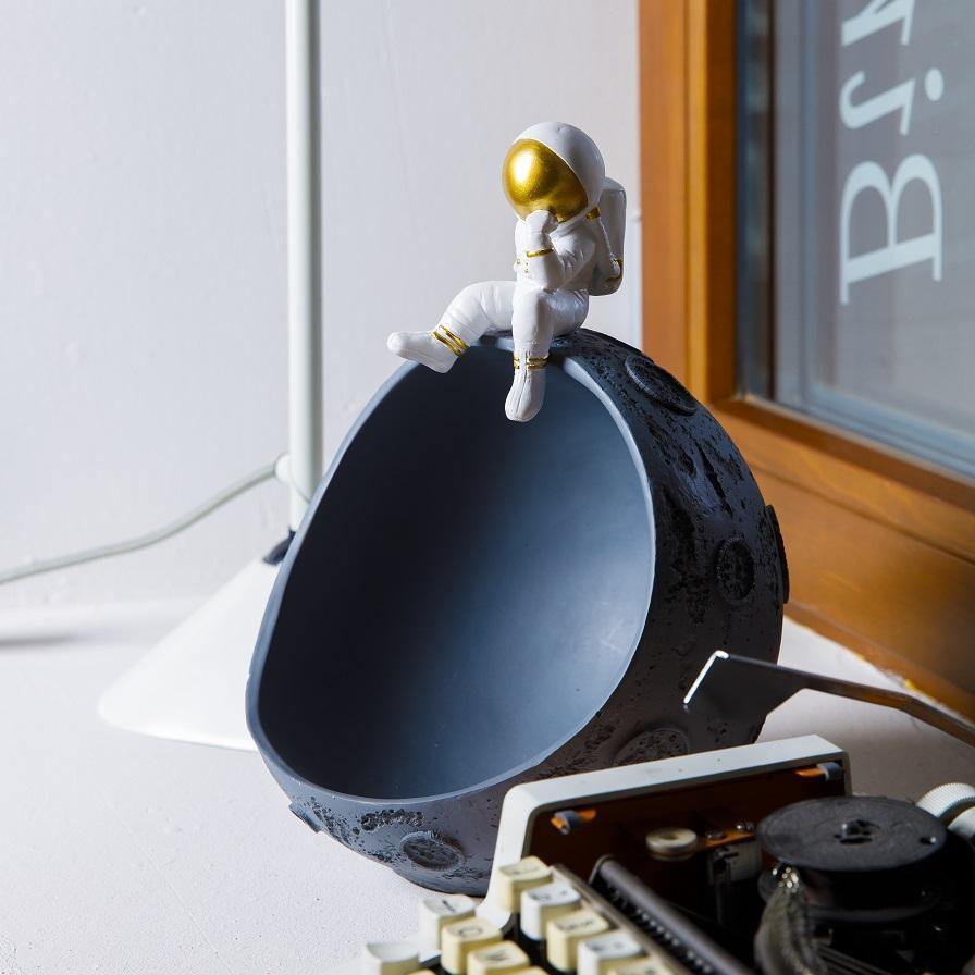 Space Explorer Candy Container