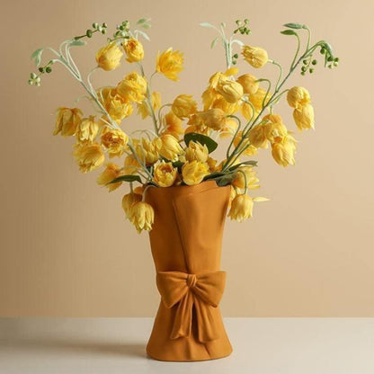 Knot & Bloom - Ceramic Bowknot Vase