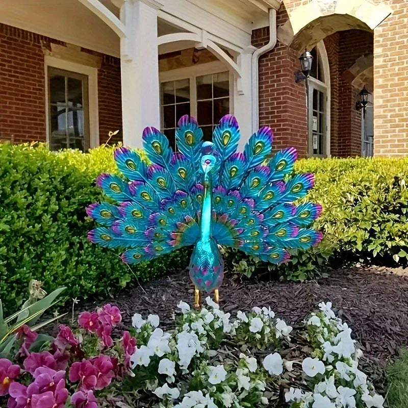 RegalFeather™ - Majestic Peacock Sculpture