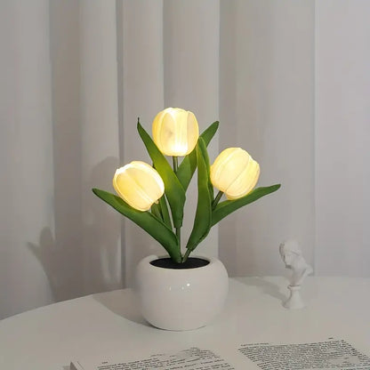 GlowPetal™ - Tulip LED Lamp