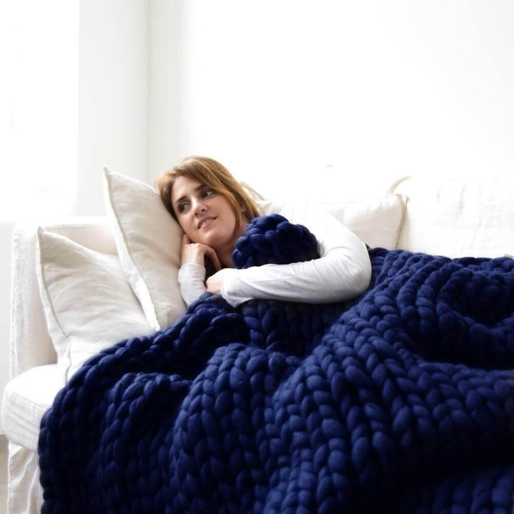 CozyCloud Knit Throw