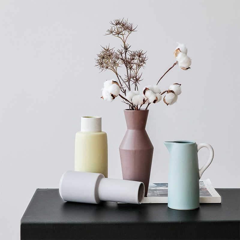 Gustav - Contemporary Matte Designer Vase