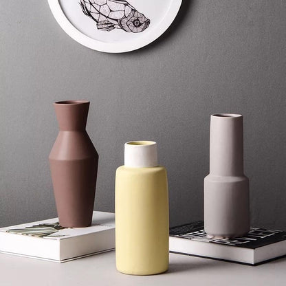 Gustav - Contemporary Matte Designer Vase