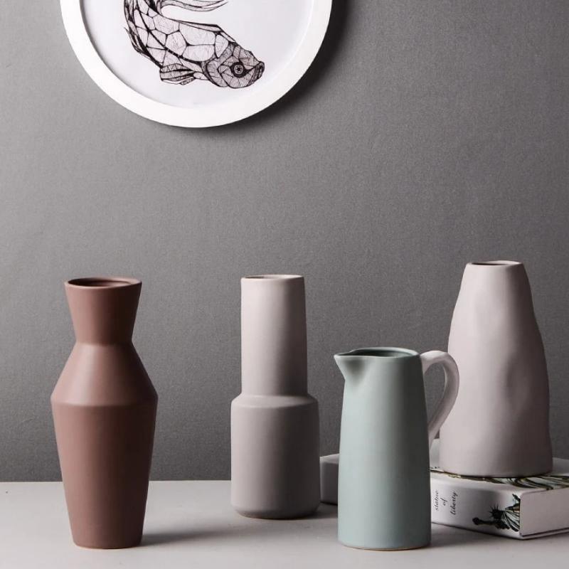 Gustav - Contemporary Matte Designer Vase