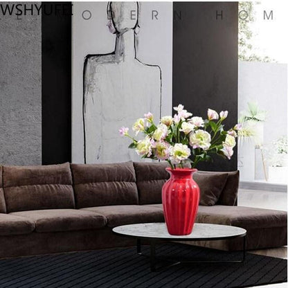 Scarlet Elegance Curve Vase