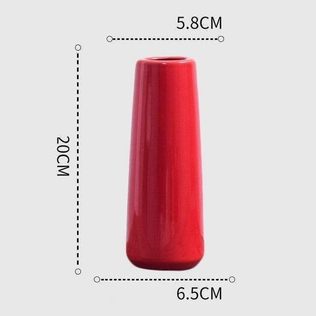 Scarlet Elegance Curve Vase