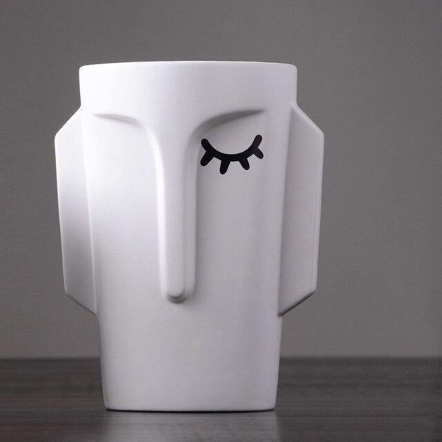 Rivera Contemporary Face Vase