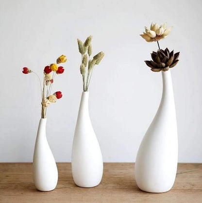 White Porcelain Vase with Water Drop Design