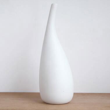 White Porcelain Vase with Water Drop Design