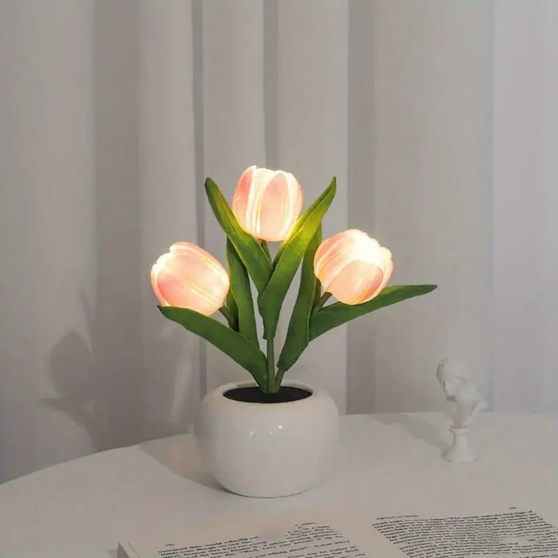 GlowPetal™ - Tulip LED Lamp